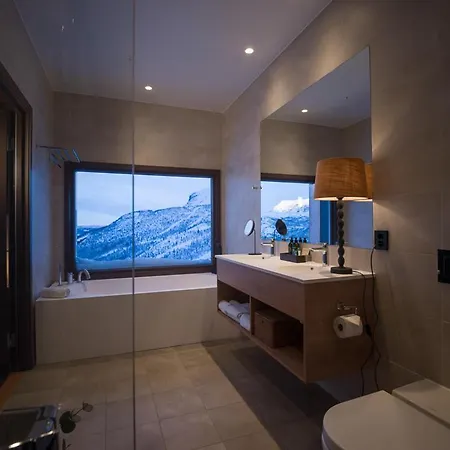 Skarsnuten Mountain & فندق