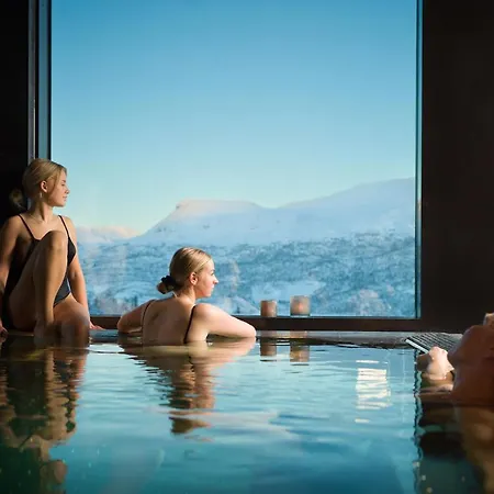 Skarsnuten Mountain & 4*