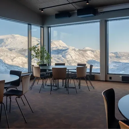 Skarsnuten Mountain & 4*