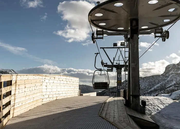 Skarsnuten Mountain & Отель Хемседал